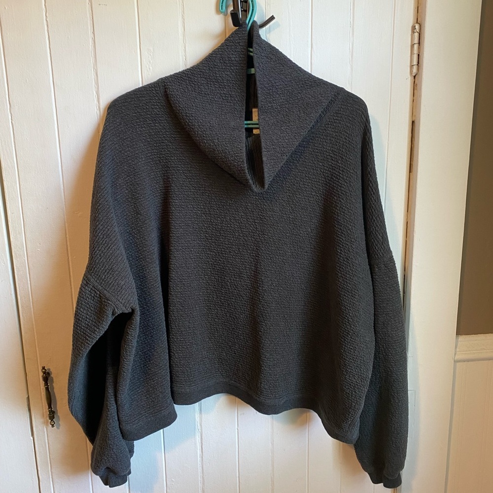 Lululemon Drop shoulder high neck sweater